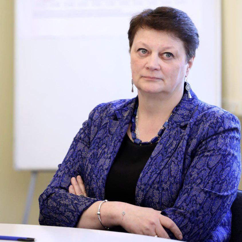 Augstākā izglītība ar saistībām un ierobežojumiem? Nē