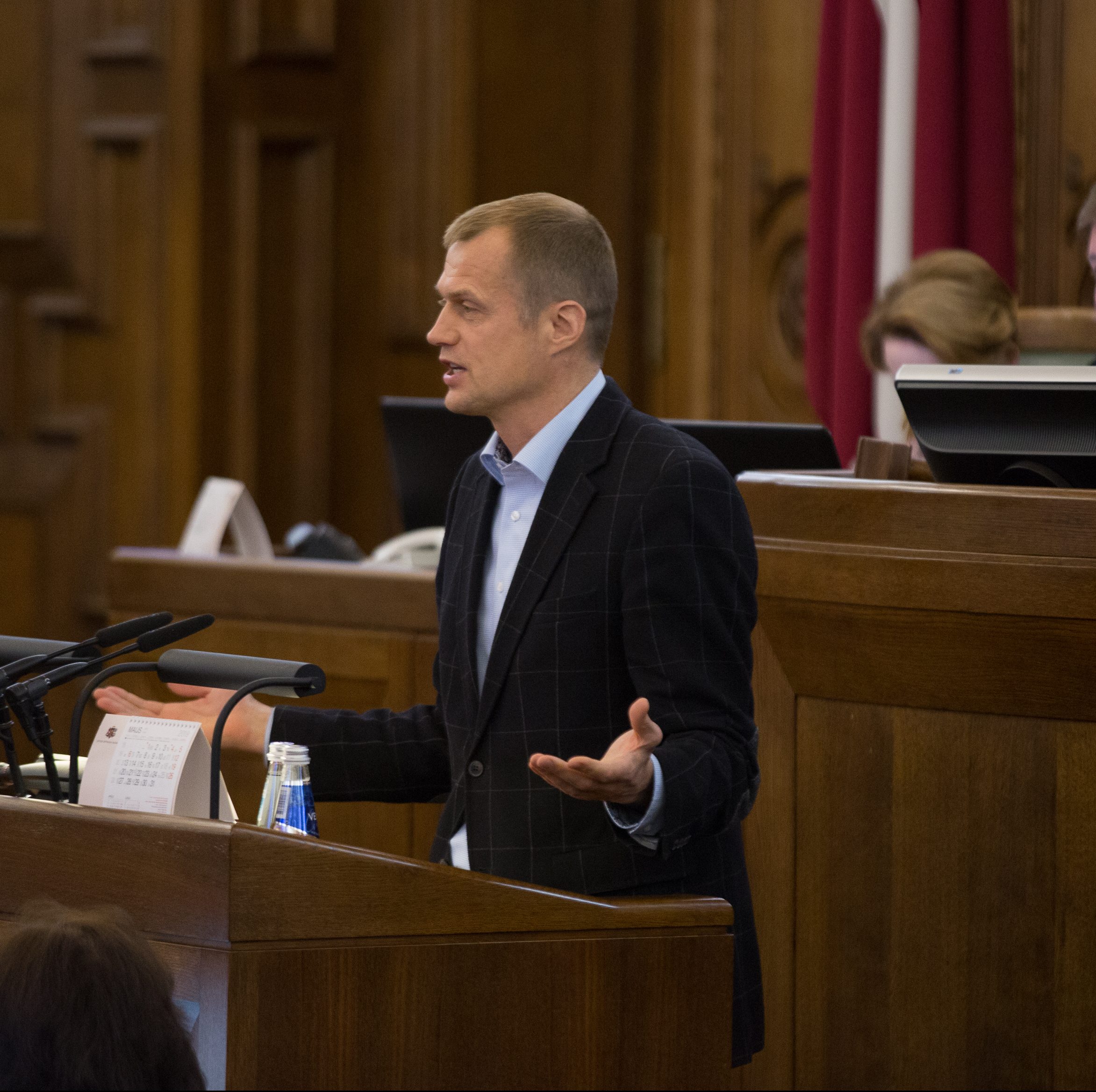 IVARS ZARIŅŠ: IR IESPĒJA VESELĪBAS APRŪPES DARBINIEKIEM PAAUGSTINĀT ATALGOJUMU VISMAZ PAR SOLĪTAJIEM 10% !