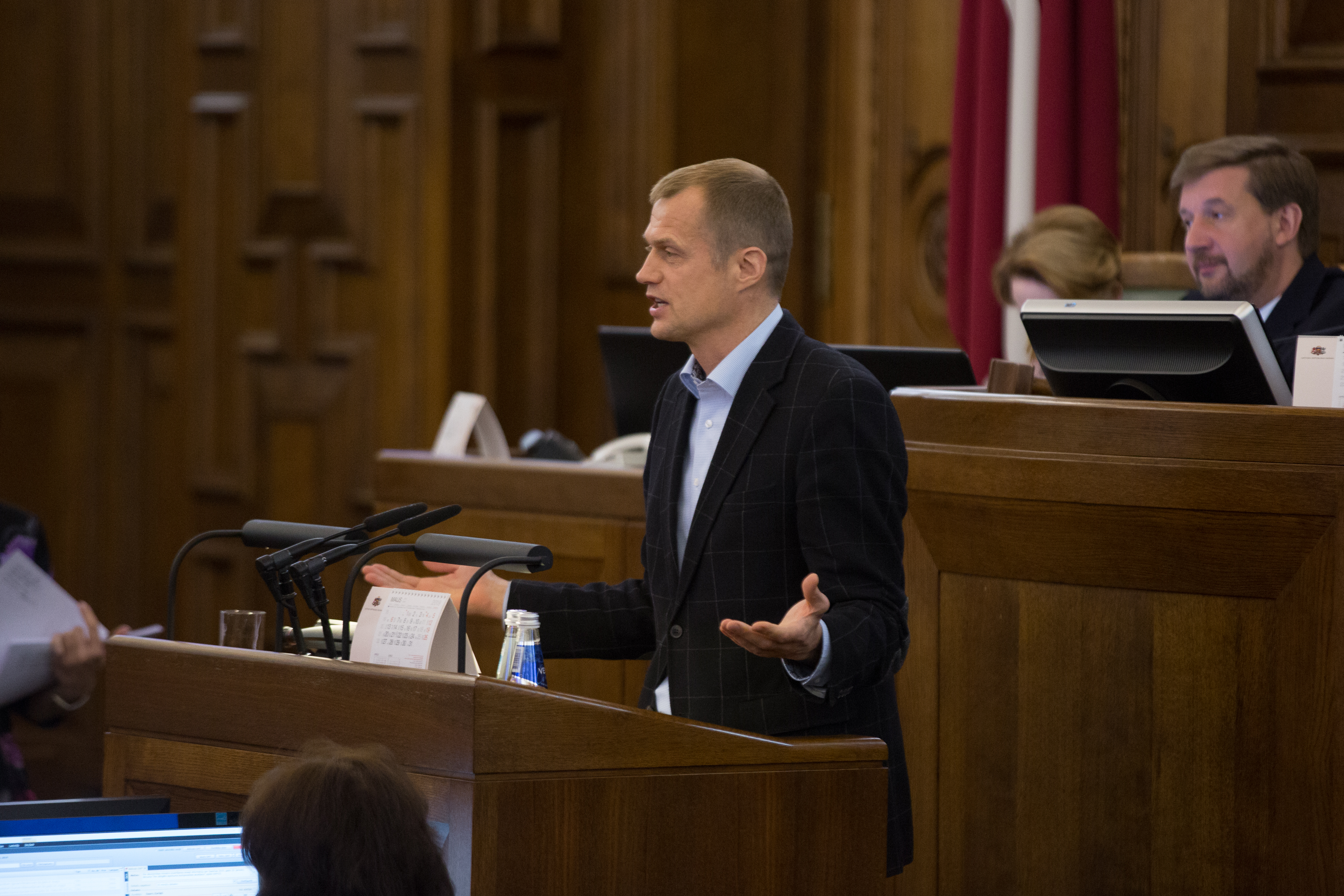 IVARS ZARIŅŠ: IR IESPĒJA VESELĪBAS APRŪPES DARBINIEKIEM PAAUGSTINĀT ATALGOJUMU VISMAZ PAR SOLĪTAJIEM 10% !