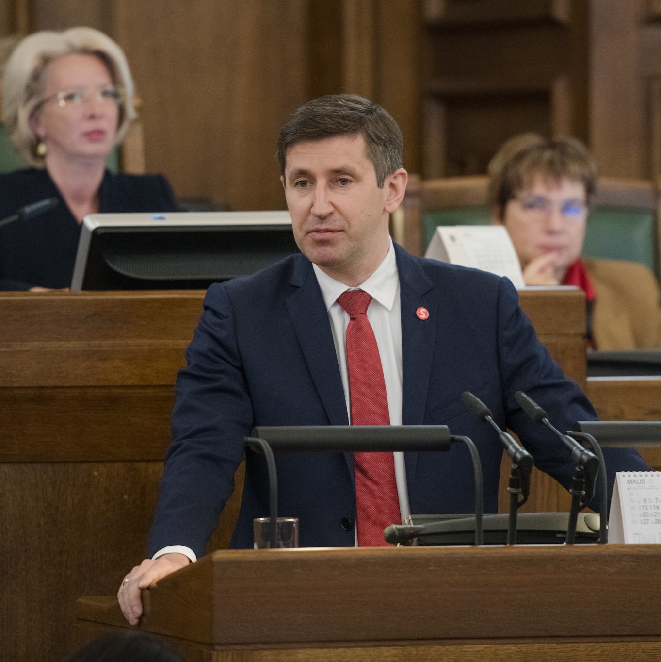 Krīzes pārvarēšanas laikā valdība nedrīkst pieņemt lēmumus ar lielu fiskālu ietekmi bez Saeimas kontroles