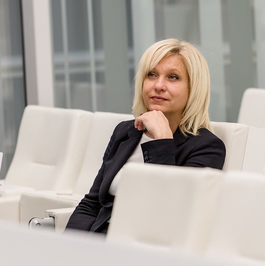 Regīna Ločmele: “Valdošā koalīcija nav atradusi līdzekļus valsts budžetā 2021, priekš bezmaksas pretgripas vakcīnām ”