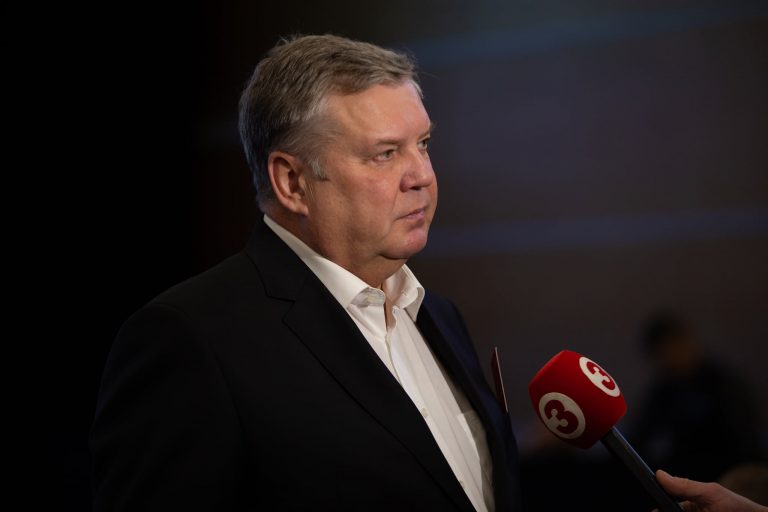 JĀNIS URBANOVIČS: PAR TICĪBU UN PAR ATBILDĪBU